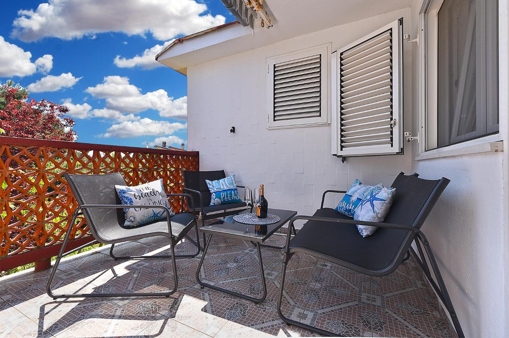 Apartments Vlasta 1410 Premantura Ngoại thất bức ảnh