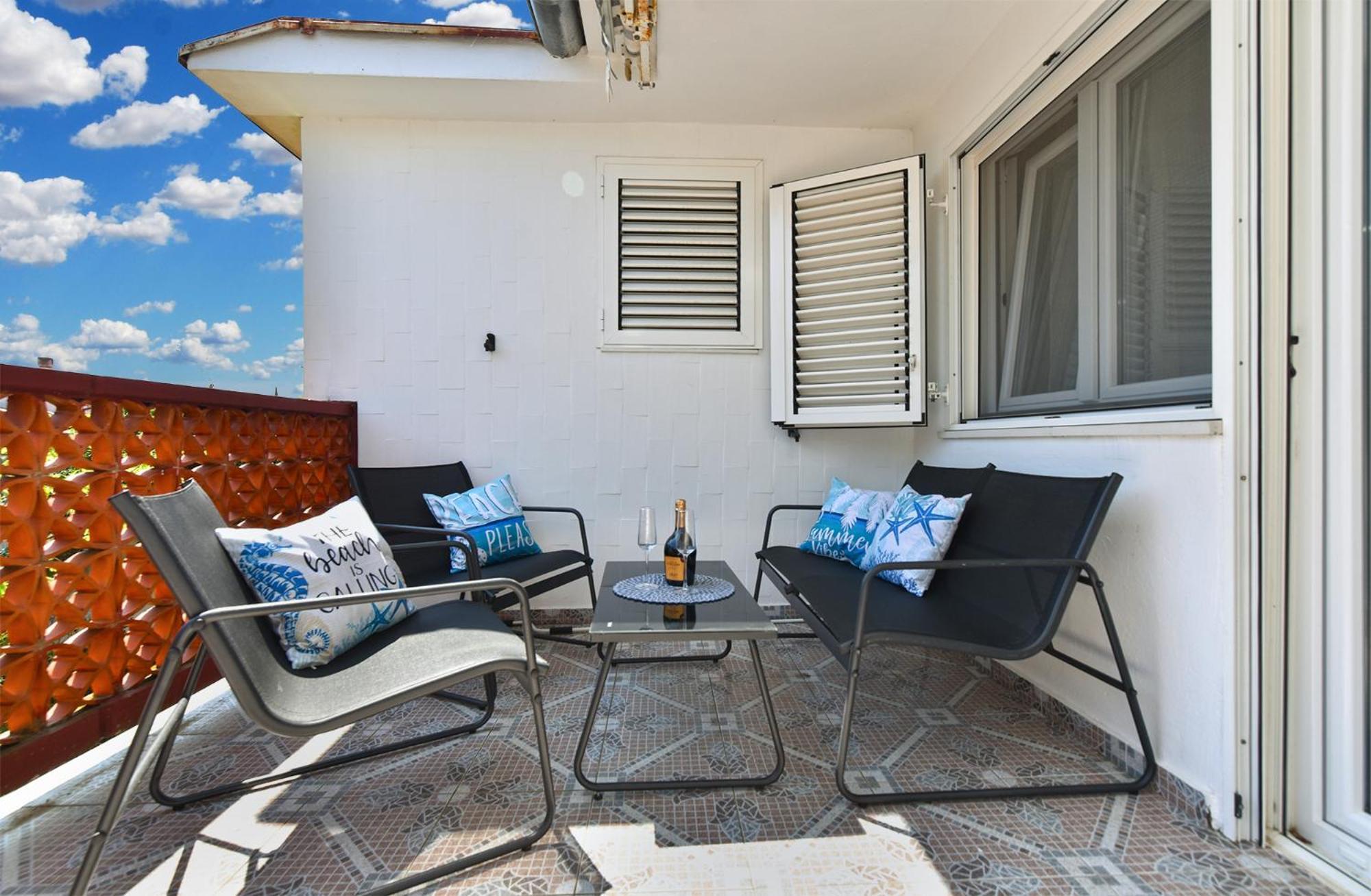 Apartments Vlasta 1410 Premantura Ngoại thất bức ảnh